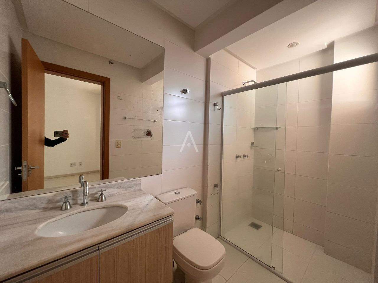 Apartamento para para aluguel no Bairro REGIAO DO LAGO em CASCAVEL: 