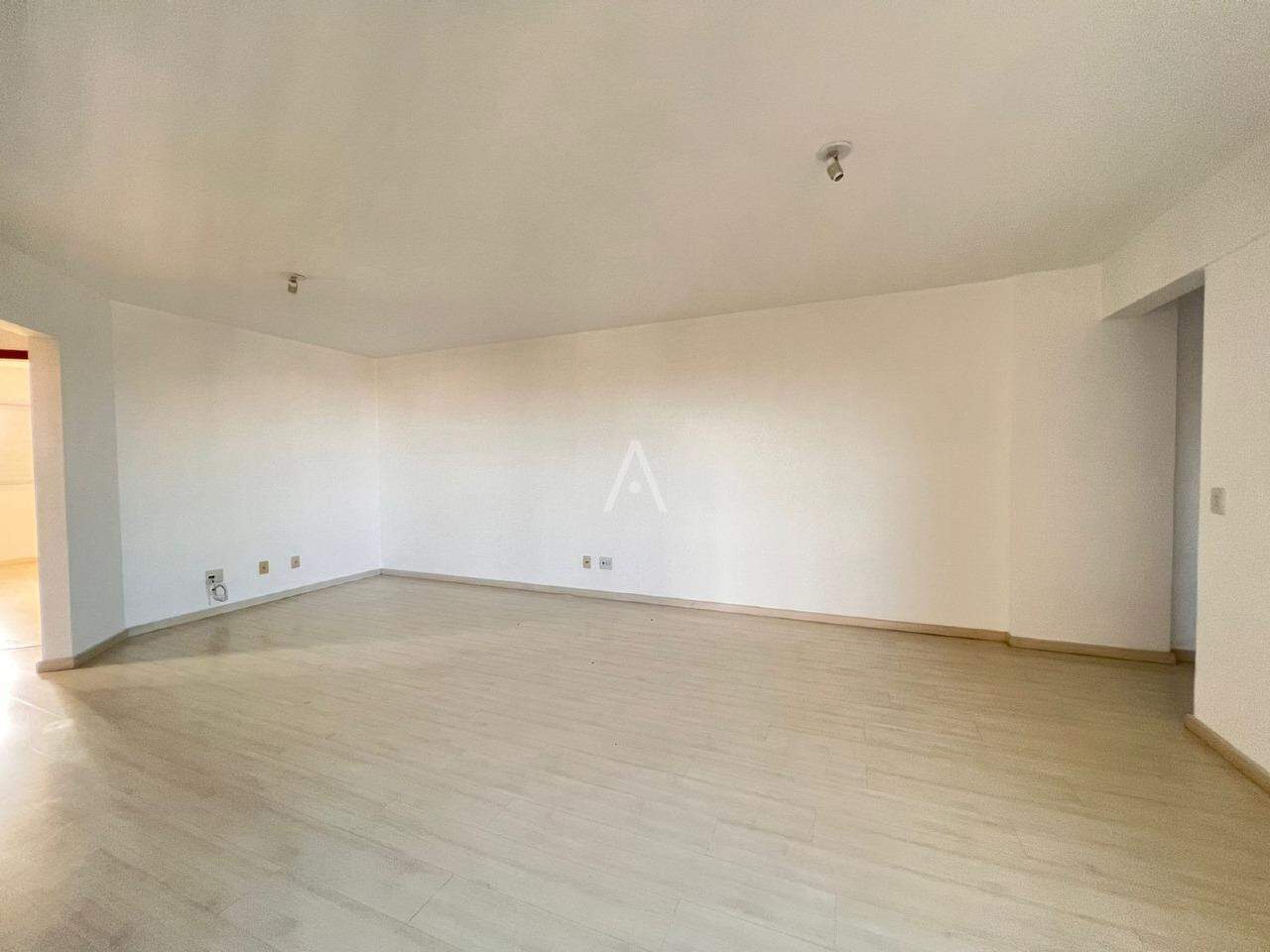 Apartamento para para aluguel no Bairro REGIAO DO LAGO em CASCAVEL: 