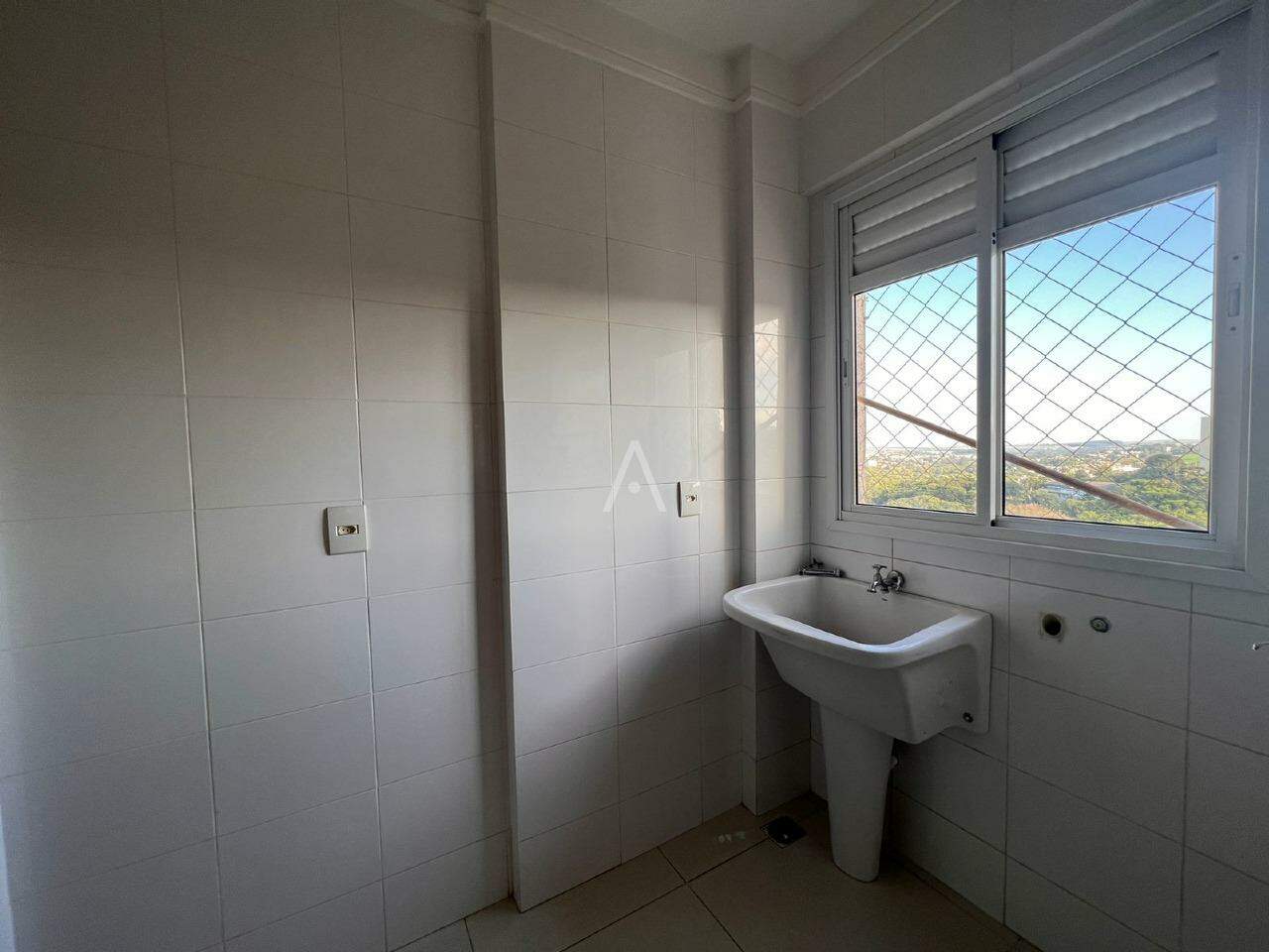 Apartamento para para aluguel no Bairro REGIAO DO LAGO em CASCAVEL: 