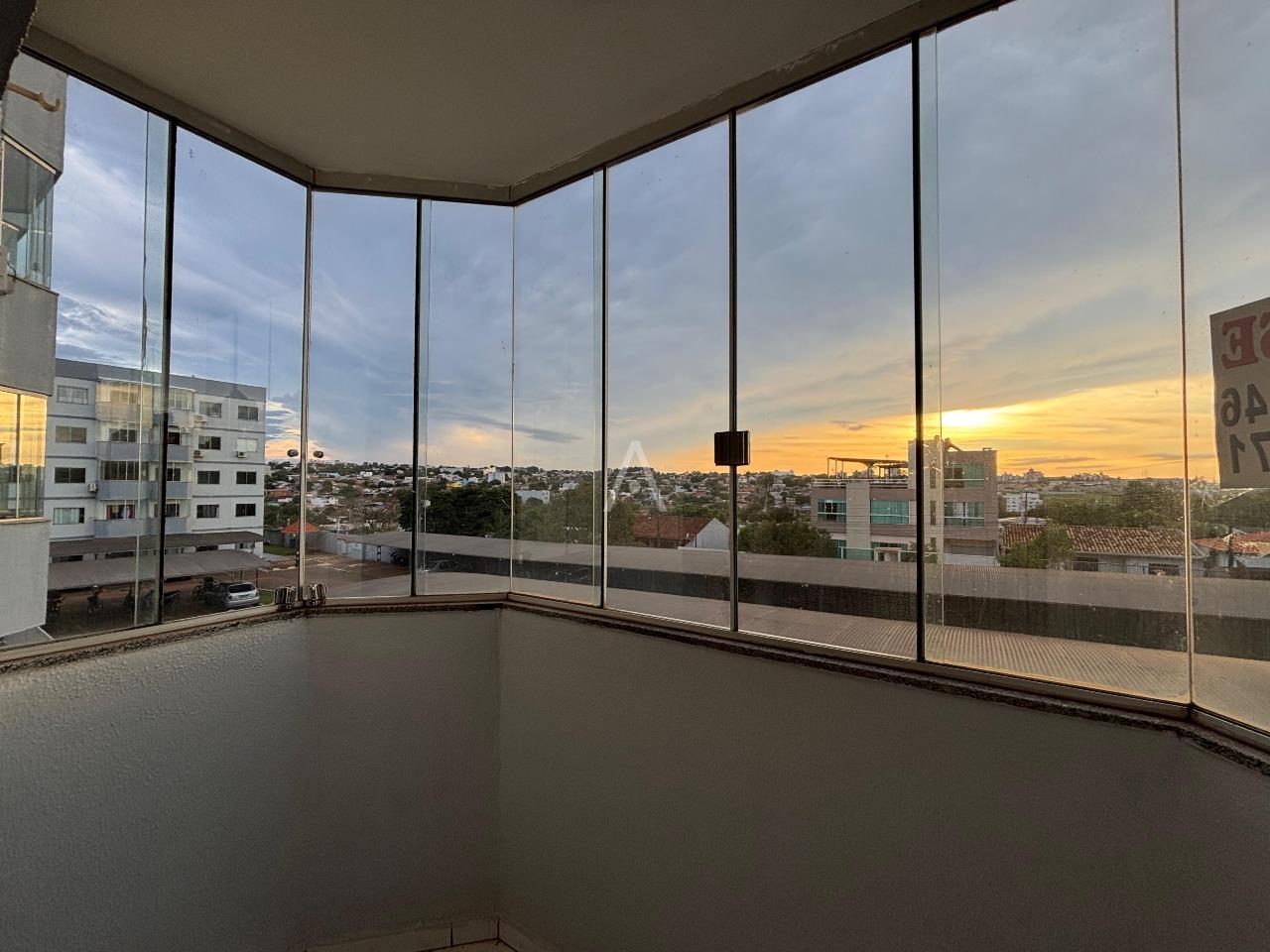 Apartamento para à venda no Bairro SANTA CRUZ em CASCAVEL: 