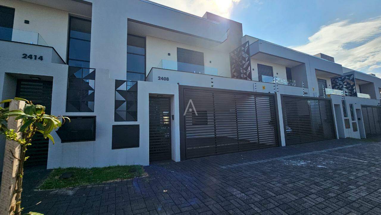 Sobrado para à venda no Bairro COUNTRY em CASCAVEL: 