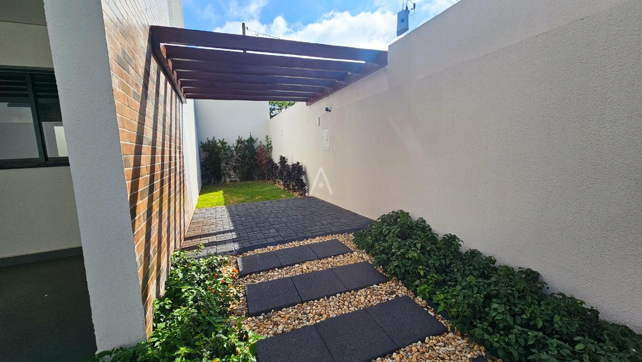 Sobrado para à venda no Bairro COUNTRY em CASCAVEL: 