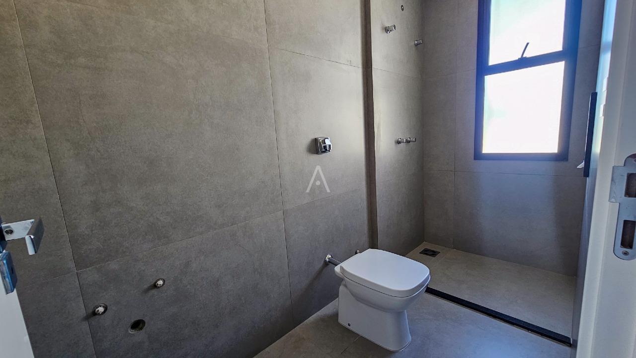 Sobrado para à venda no Bairro COUNTRY em CASCAVEL: 