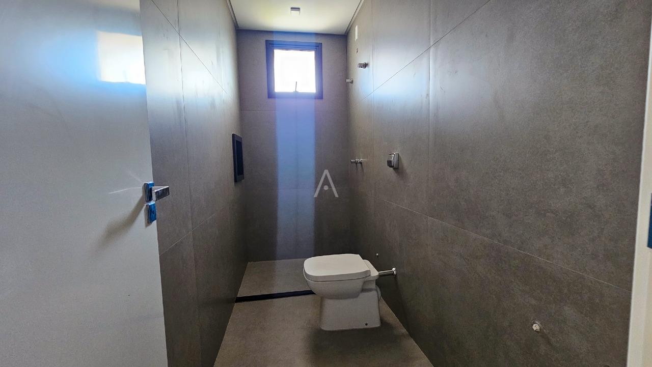 Sobrado para à venda no Bairro COUNTRY em CASCAVEL: 