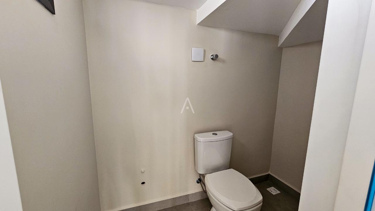 Sobrado para à venda no Bairro COUNTRY em CASCAVEL: 