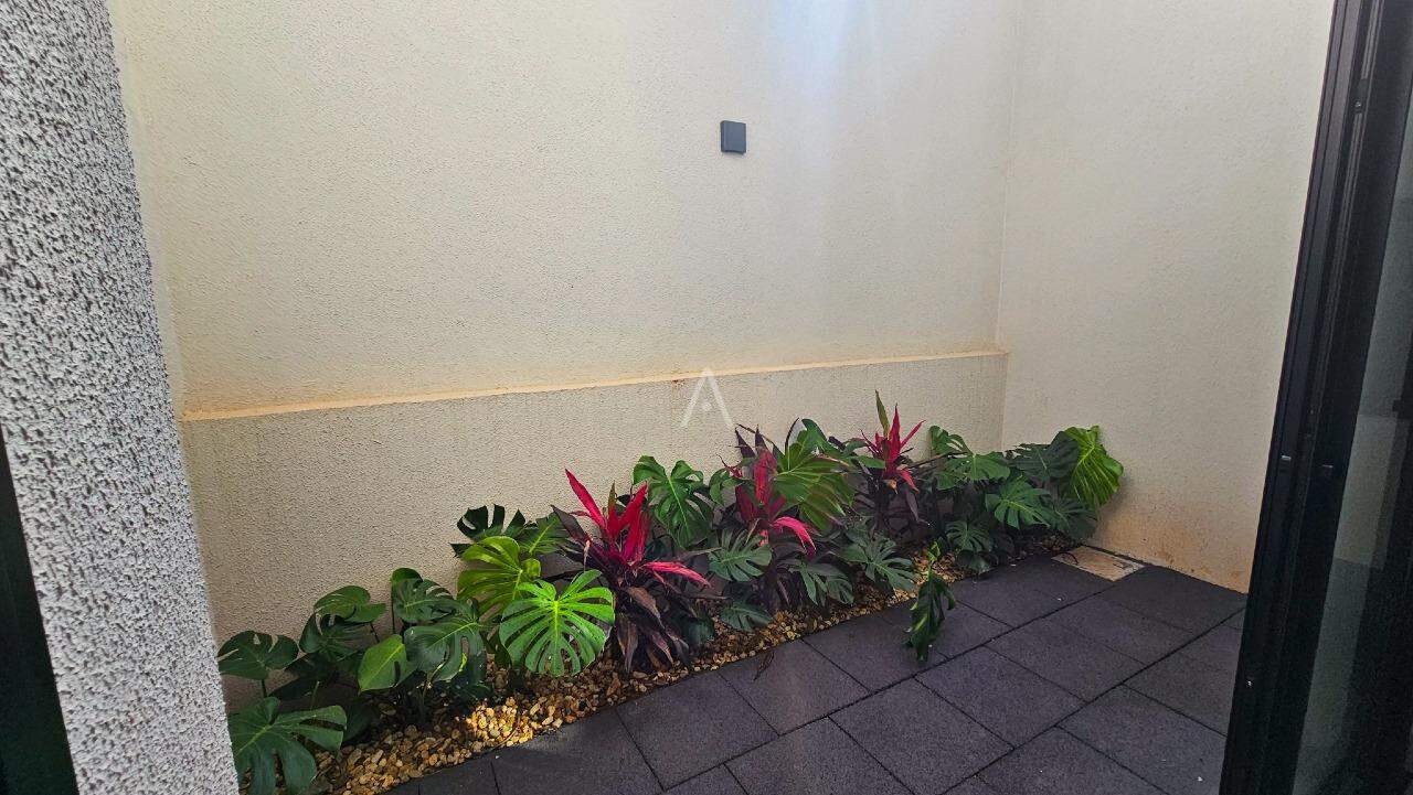 Sobrado para à venda no Bairro COUNTRY em CASCAVEL: