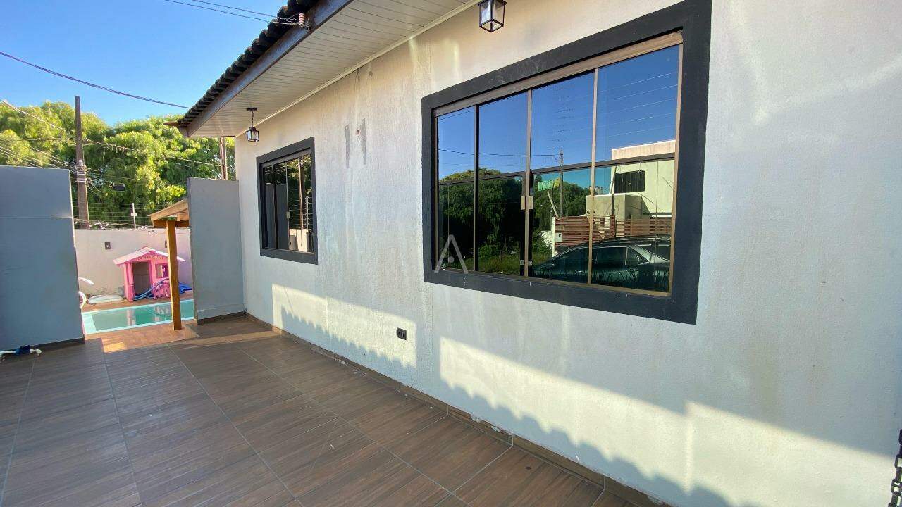 Casa Residencial para à venda no Bairro CANADA em CASCAVEL: