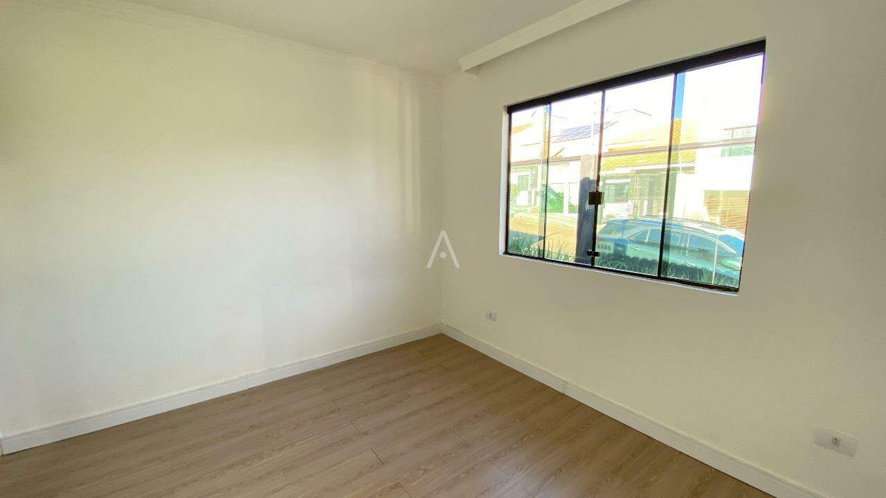 Casa Residencial para à venda no Bairro CANADA em CASCAVEL: