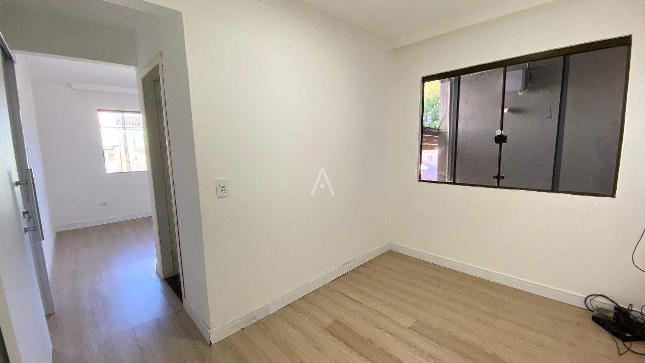 Casa Residencial para à venda no Bairro CANADA em CASCAVEL: