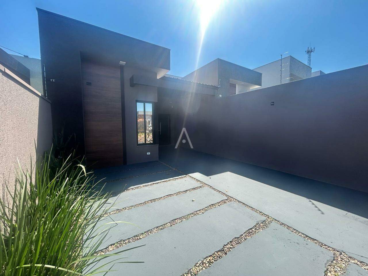 Casa Residencial para para aluguel no Bairro JARDIM VEREDAS em CASCAVEL: