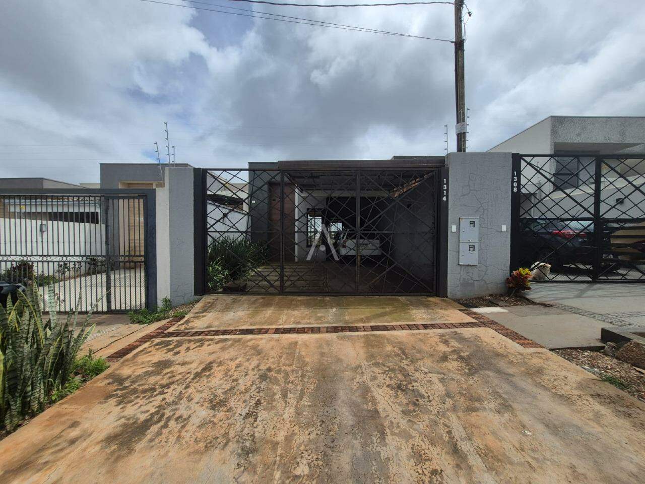 Casa Residencial para para aluguel no Bairro JARDIM VEREDAS em CASCAVEL: 