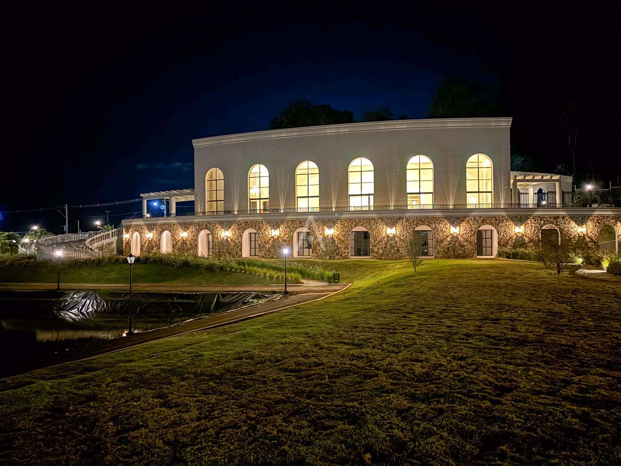 Terreno para à venda no Bairro CENTRO em SANTA TEREZA DO OESTE: 