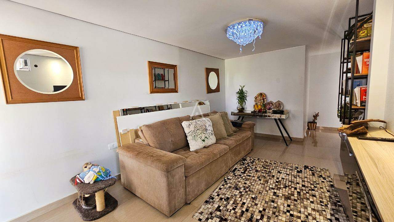 Casa Residencial para à venda no Bairro PARQUE VERDE em CASCAVEL: 