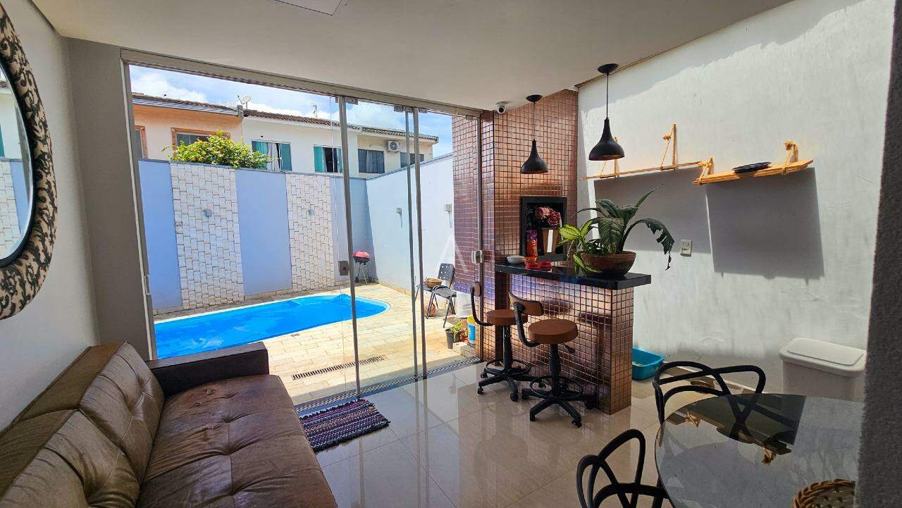 Casa Residencial para à venda no Bairro PARQUE VERDE em CASCAVEL: 