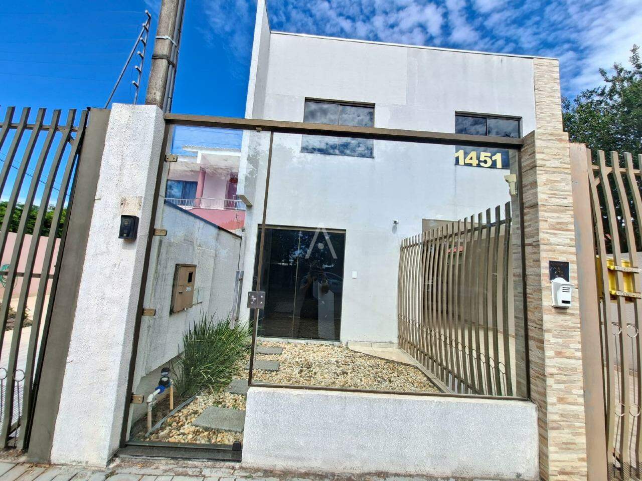 Casa Comercial para para aluguel no Bairro NEVA em CASCAVEL: 