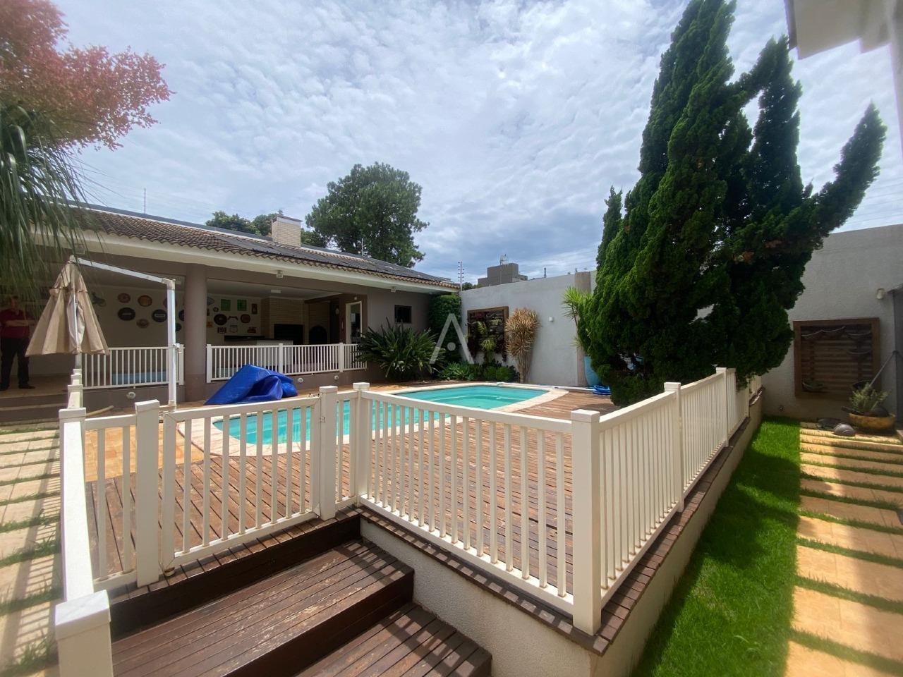 Sobrado para para aluguel no Bairro NEVA em CASCAVEL: 