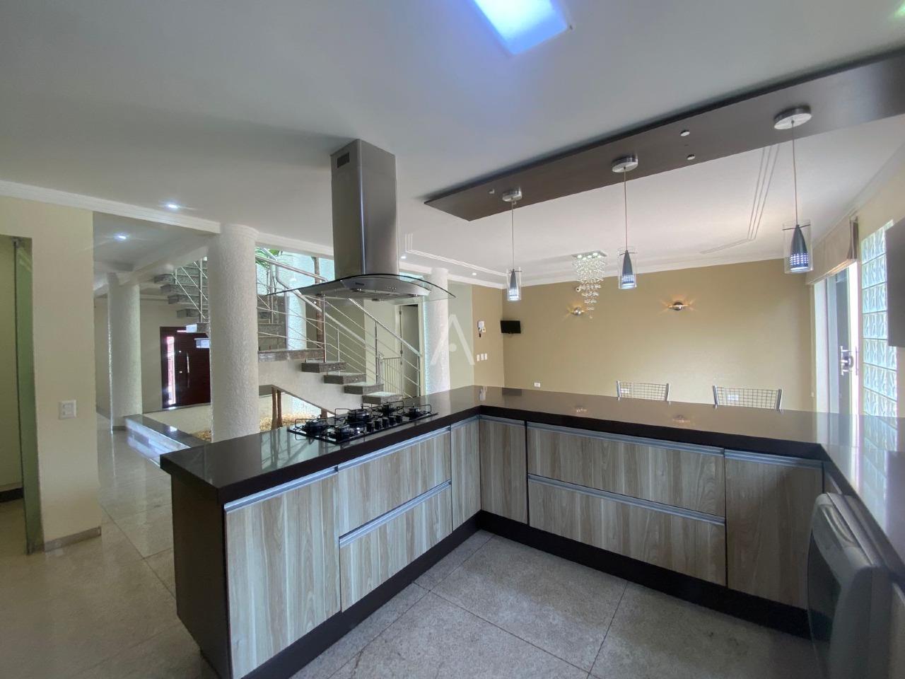 Sobrado para para aluguel no Bairro NEVA em CASCAVEL: 