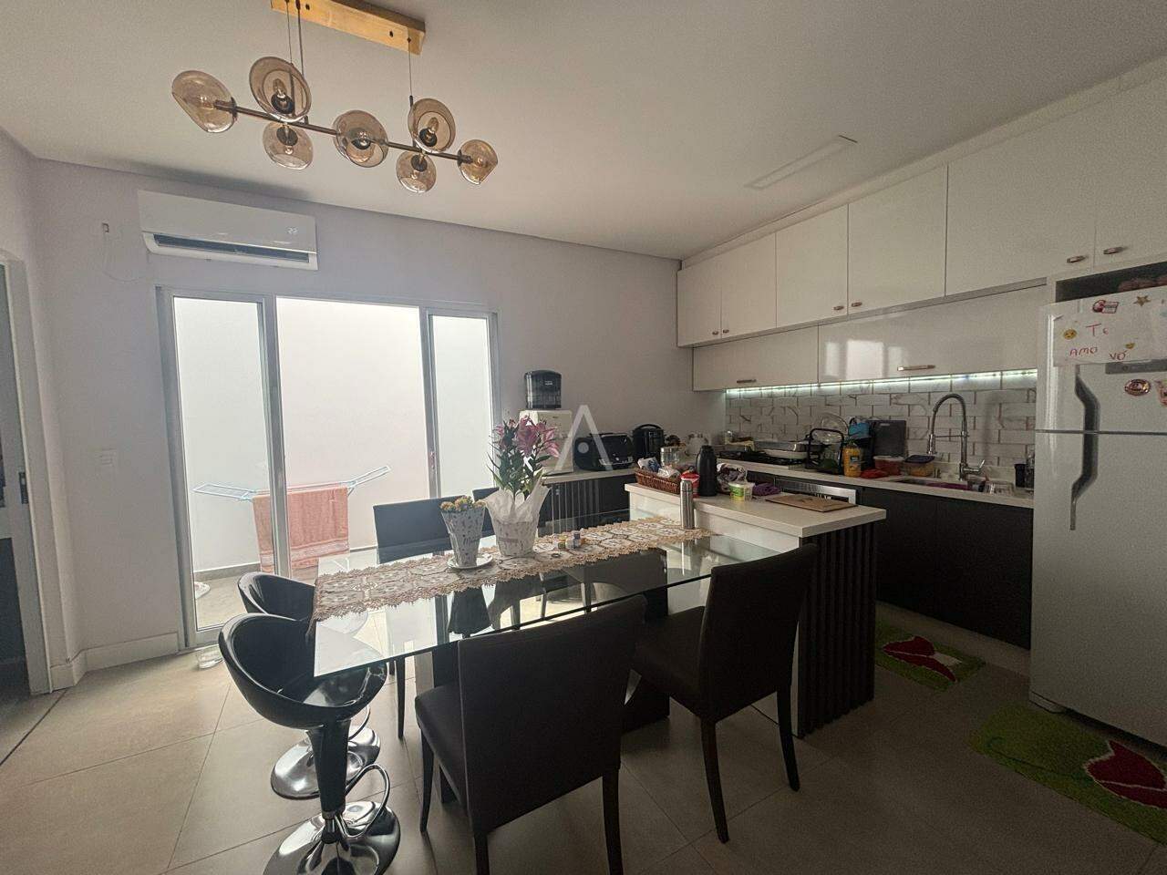 Casa Residencial para à venda no Bairro CONTINENTAL PARK em CASCAVEL: 