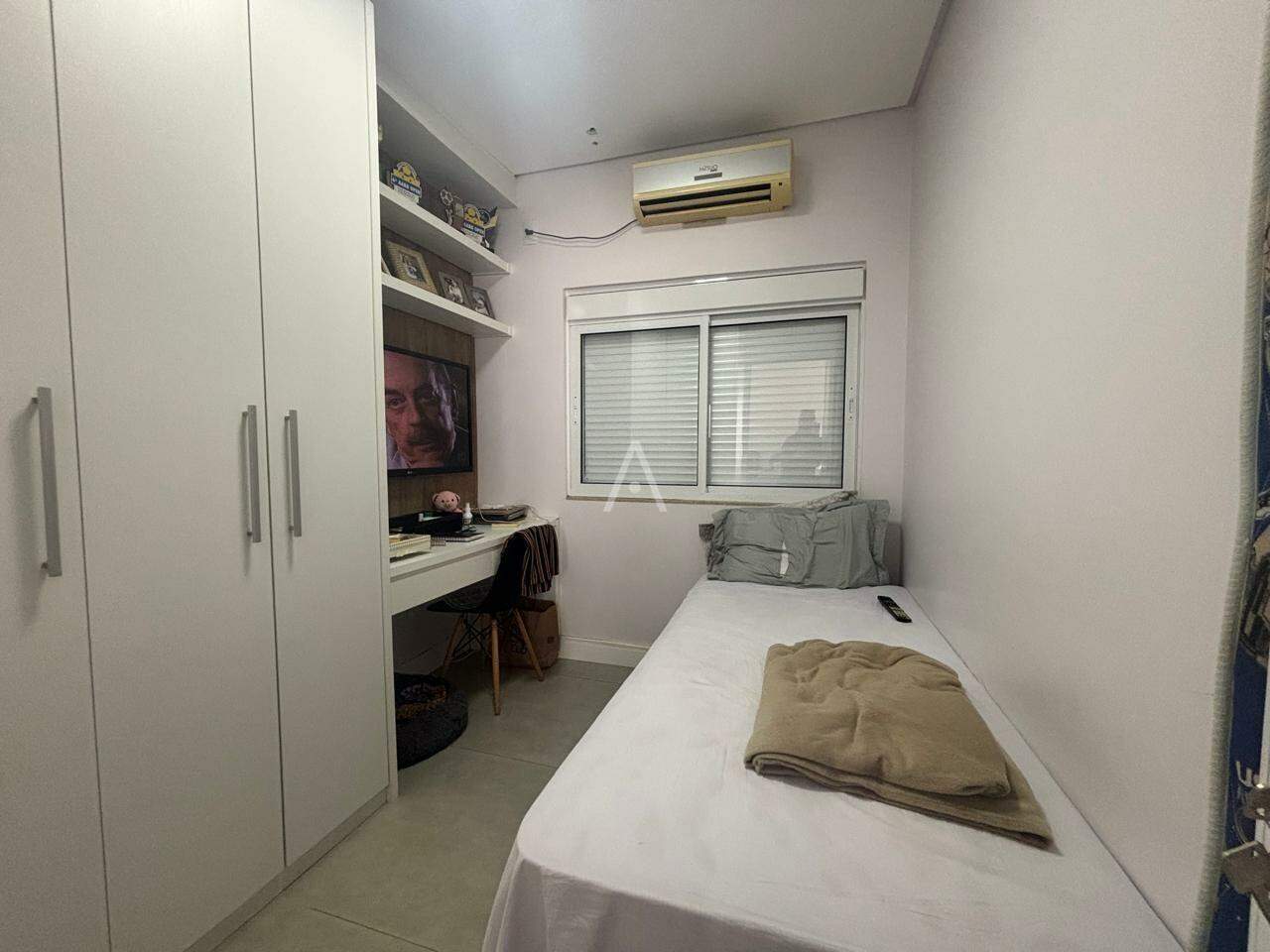 Casa Residencial para à venda no Bairro CONTINENTAL PARK em CASCAVEL: 