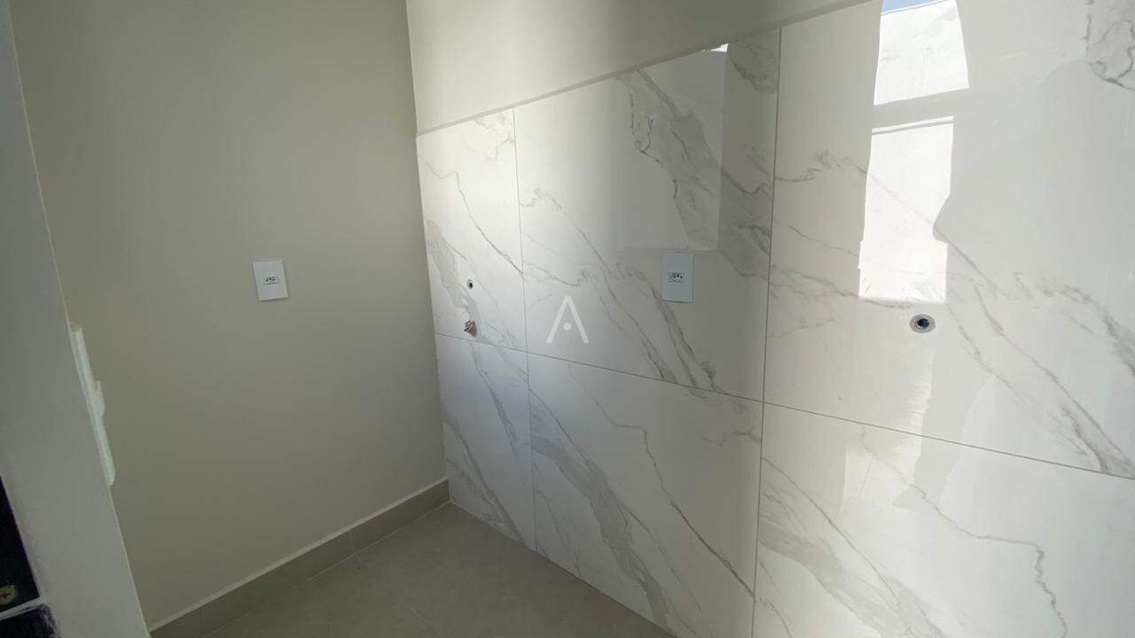 Casa Residencial para à venda no Bairro JARDIM COOPAGRO em TOLEDO: 