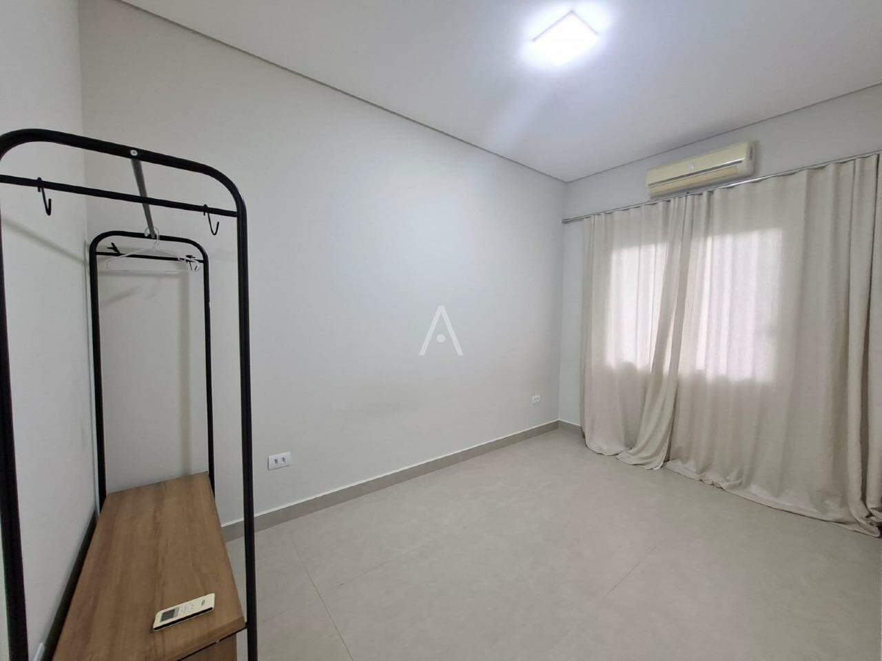 Casa Residencial para para aluguel no Bairro Vista Linda em CASCAVEL: 