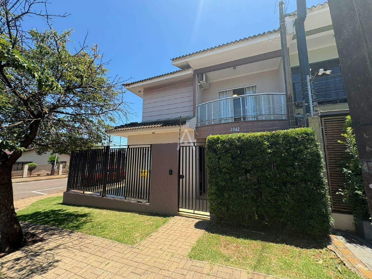 Sobrado para para aluguel no Bairro PARQUE SAO PAULO em CASCAVEL: 