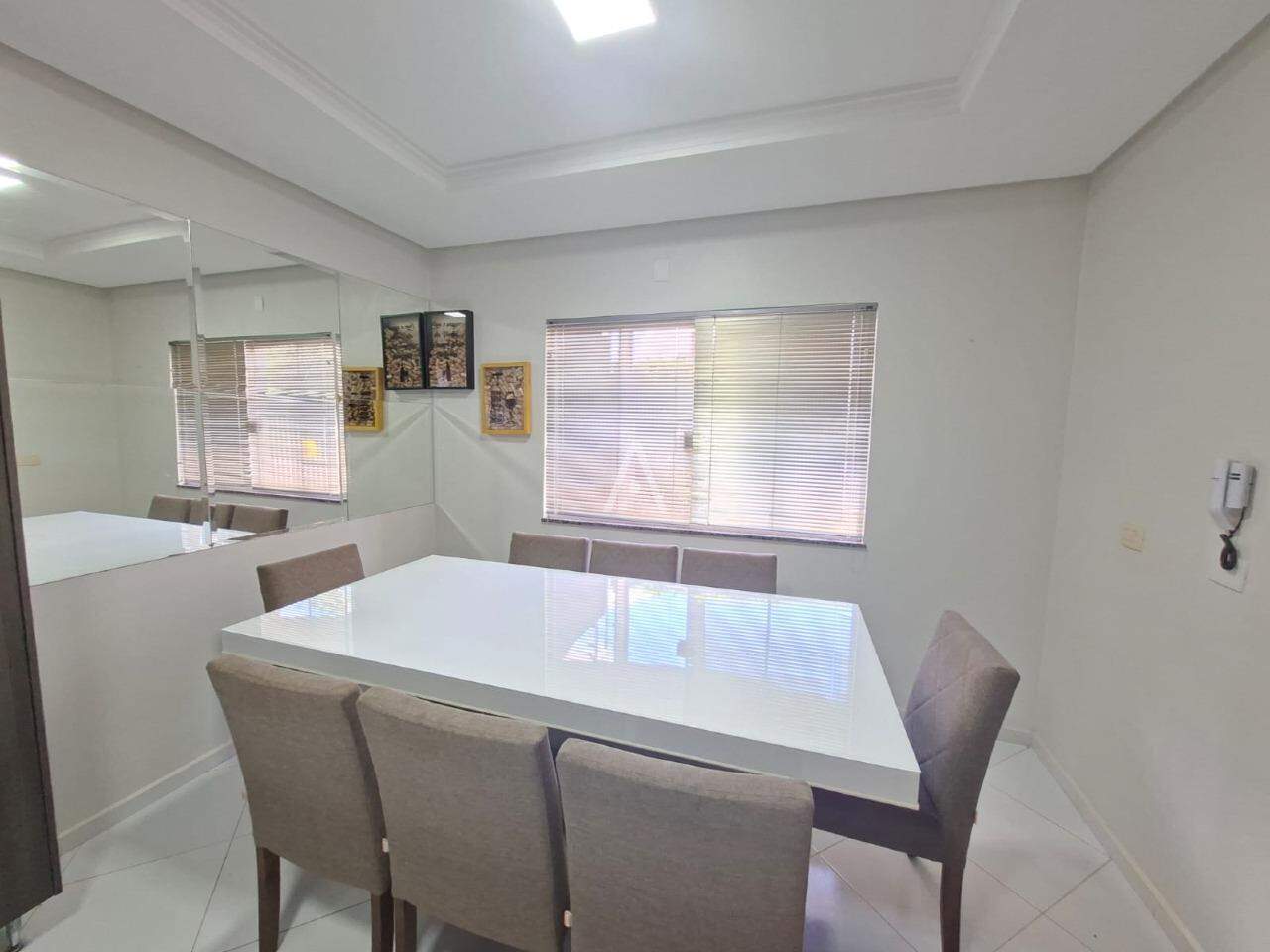 Sobrado para para aluguel no Bairro PARQUE SAO PAULO em CASCAVEL: 