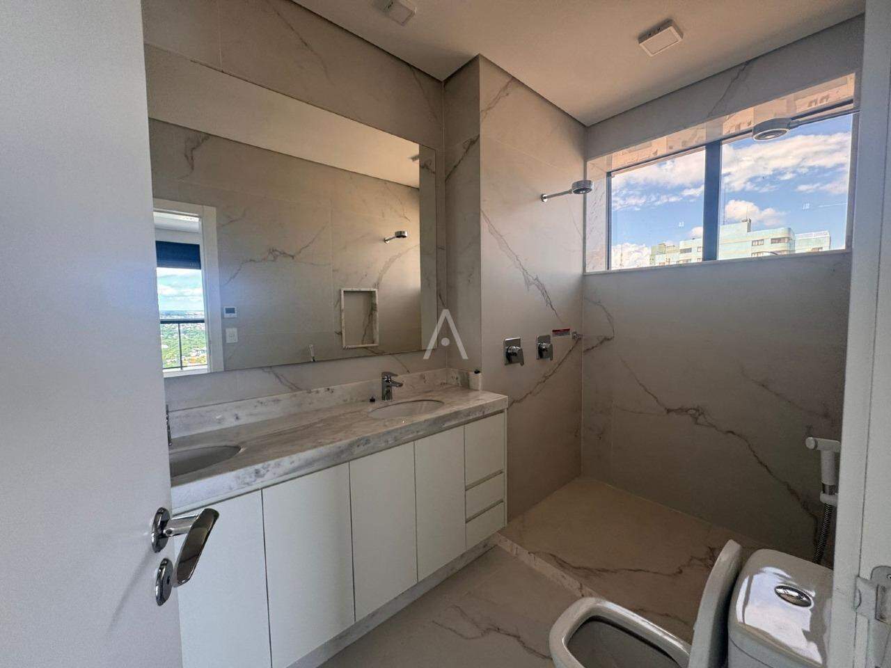 Apartamento para para aluguel no Bairro CENTRO em CASCAVEL: 
