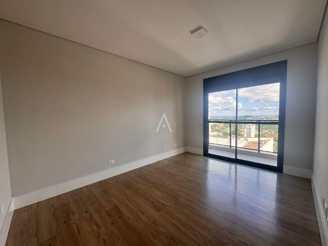 Apartamento para para aluguel no Bairro CENTRO em CASCAVEL: 
