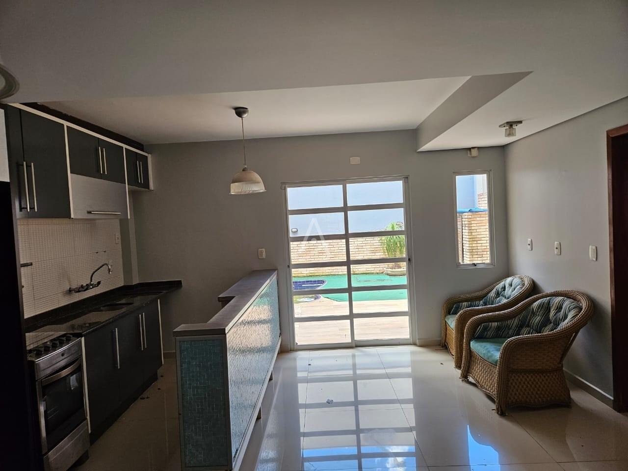 Sobrado para à venda no Bairro CENTRO em CASCAVEL: 