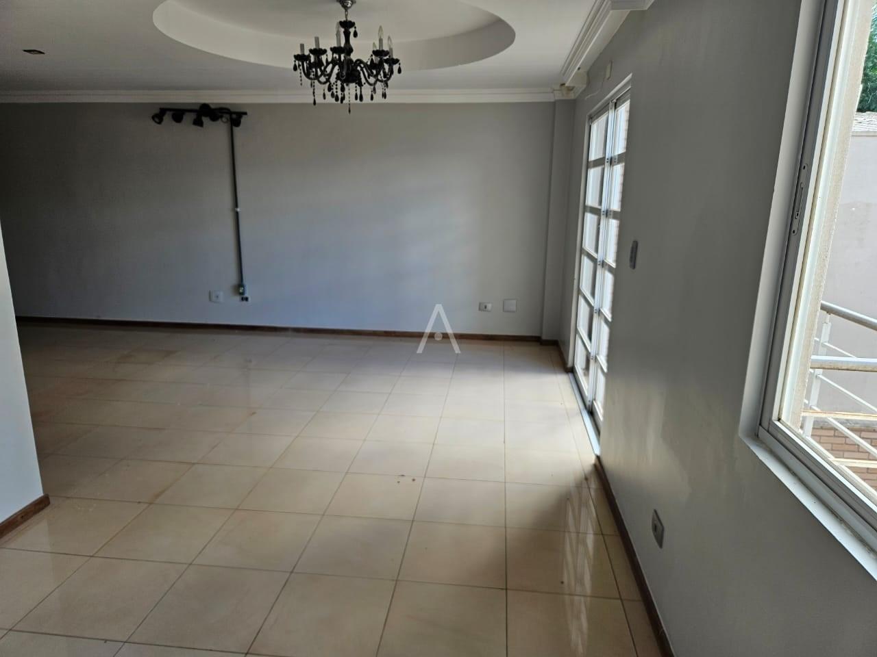 Sobrado para à venda no Bairro CENTRO em CASCAVEL: 