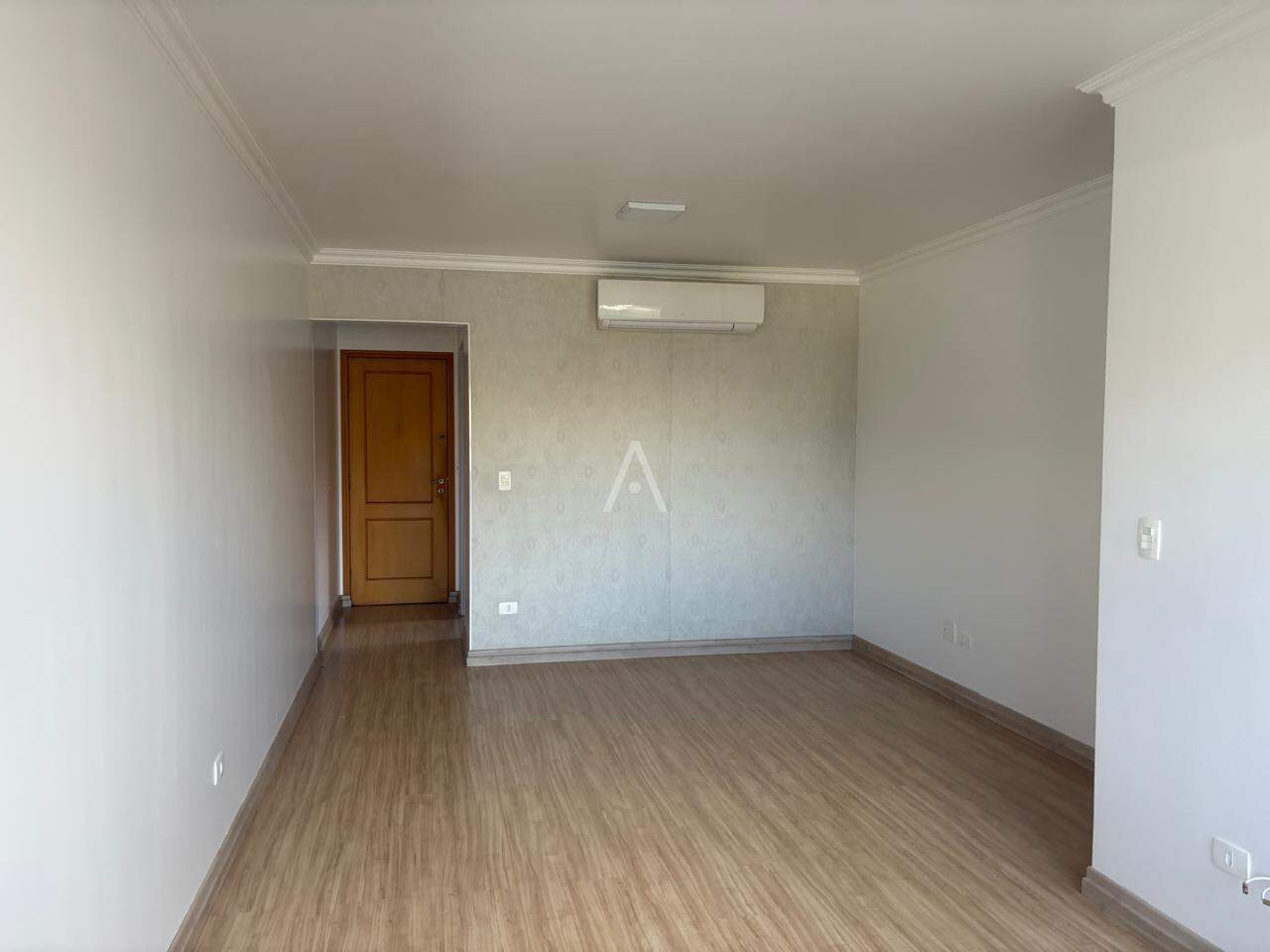 Apartamento para à venda no Bairro CENTRO em CASCAVEL: sala de estar/jantar