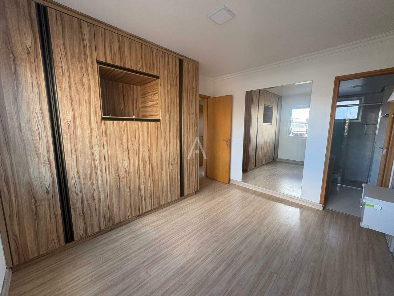 Apartamento para à venda no Bairro CENTRO em CASCAVEL: suite