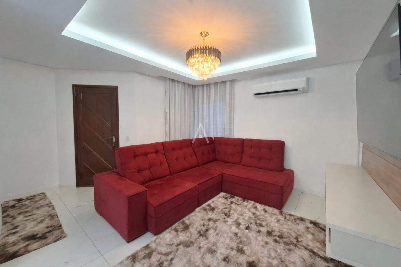 Casa Residencial para à venda no Bairro Pioneiros Catarinenses em CASCAVEL: 