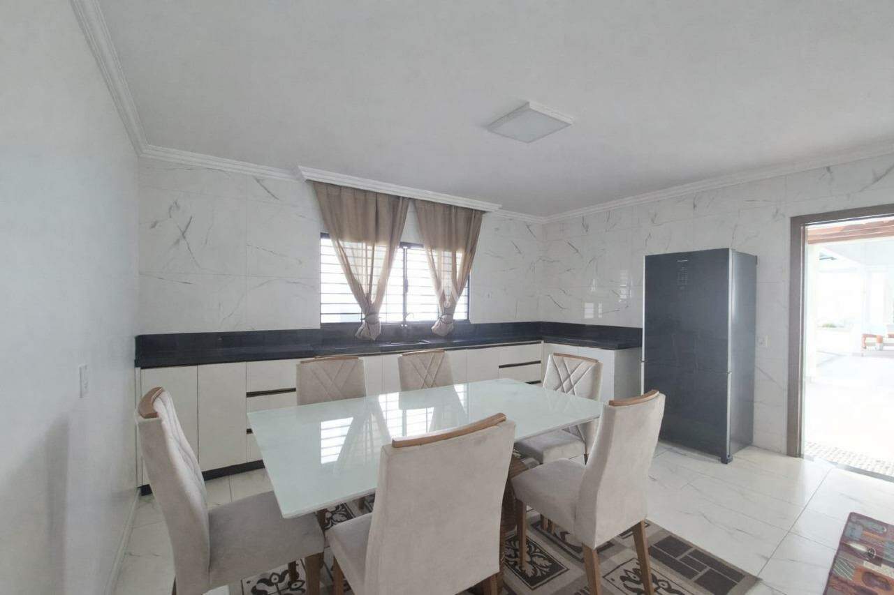 Casa Residencial para à venda no Bairro Pioneiros Catarinenses em CASCAVEL: 