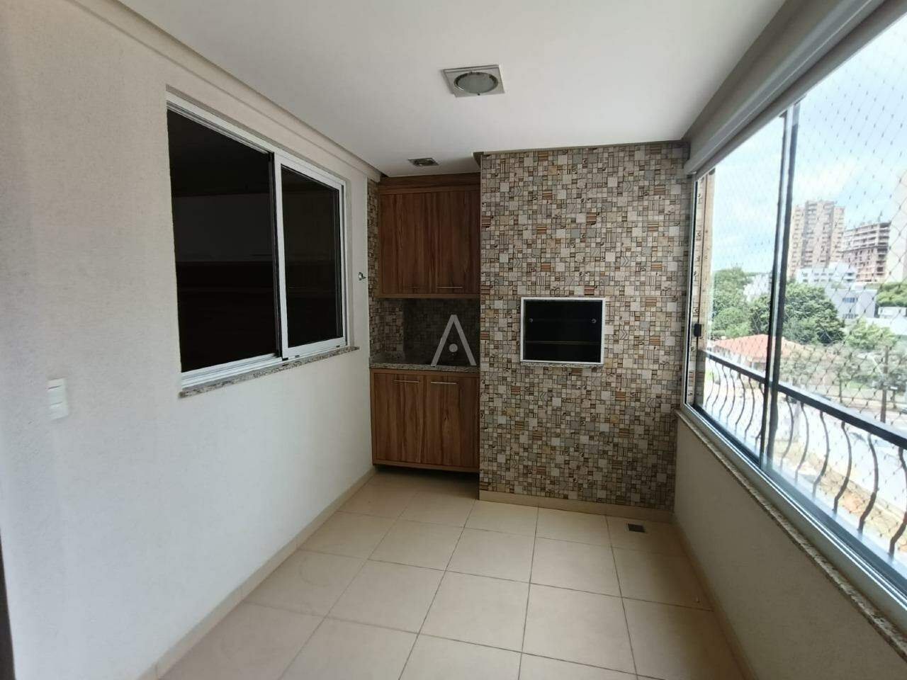 Apartamento para para aluguel no Bairro CENTRO em CASCAVEL: 