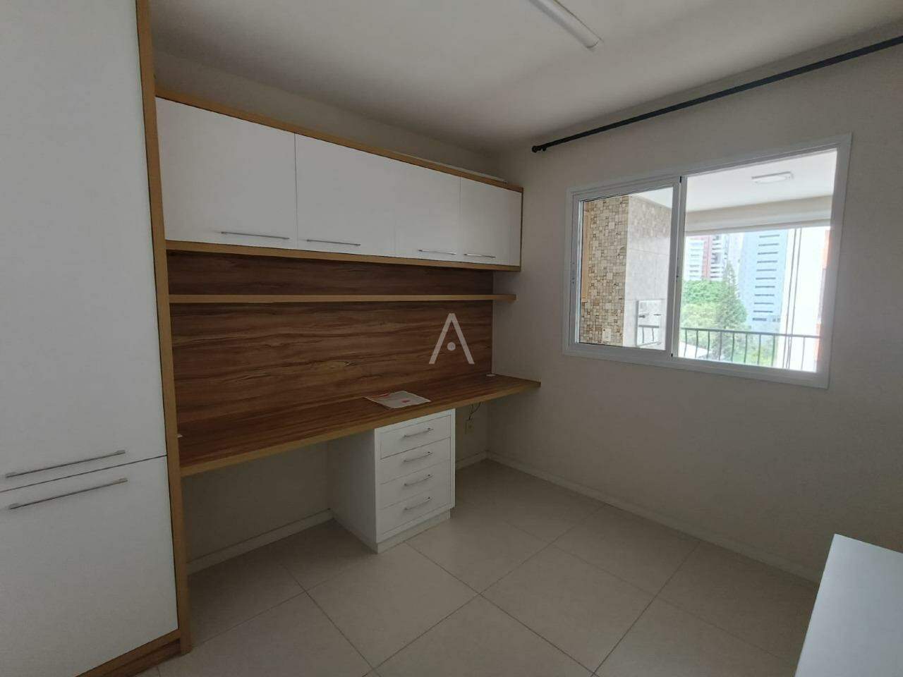 Apartamento para para aluguel no Bairro CENTRO em CASCAVEL: 