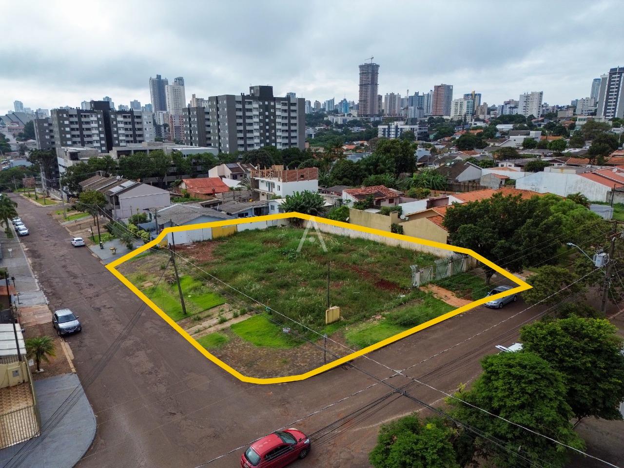 Terreno para à venda no Bairro CENTRO em CASCAVEL: 