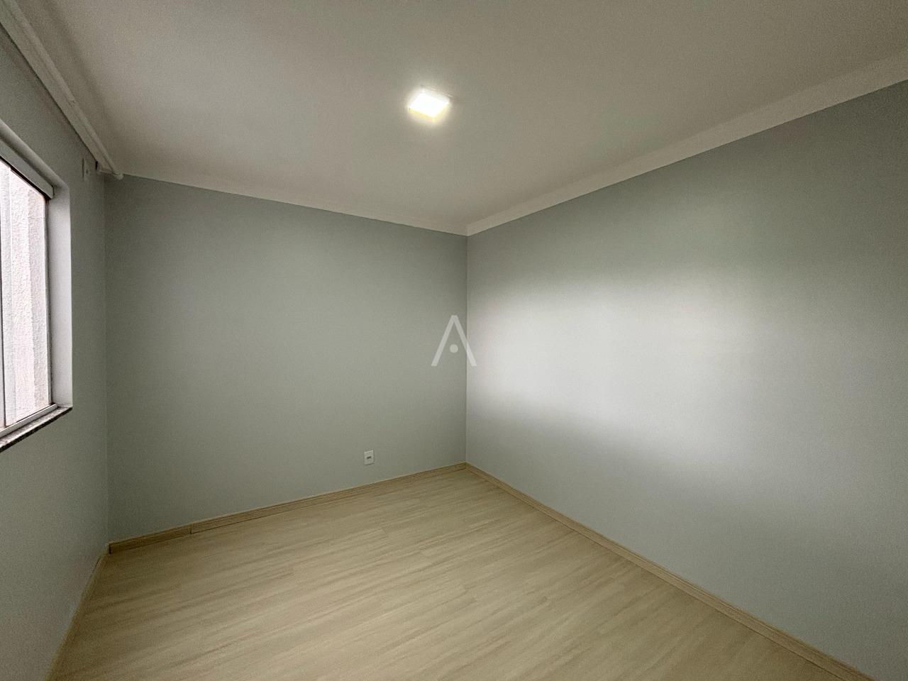 Sobrado para à venda no Bairro NEVA em CASCAVEL: 