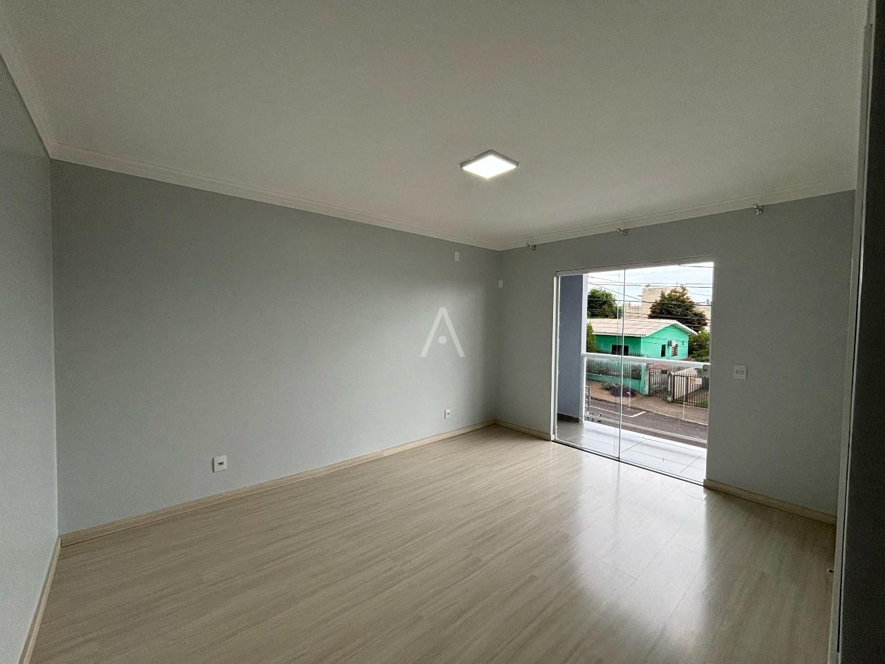 Sobrado para à venda no Bairro NEVA em CASCAVEL: 