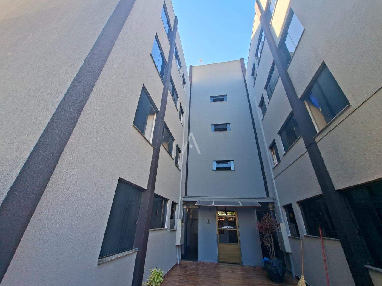 Apartamento para para aluguel no Bairro CENTRO em CASCAVEL: 