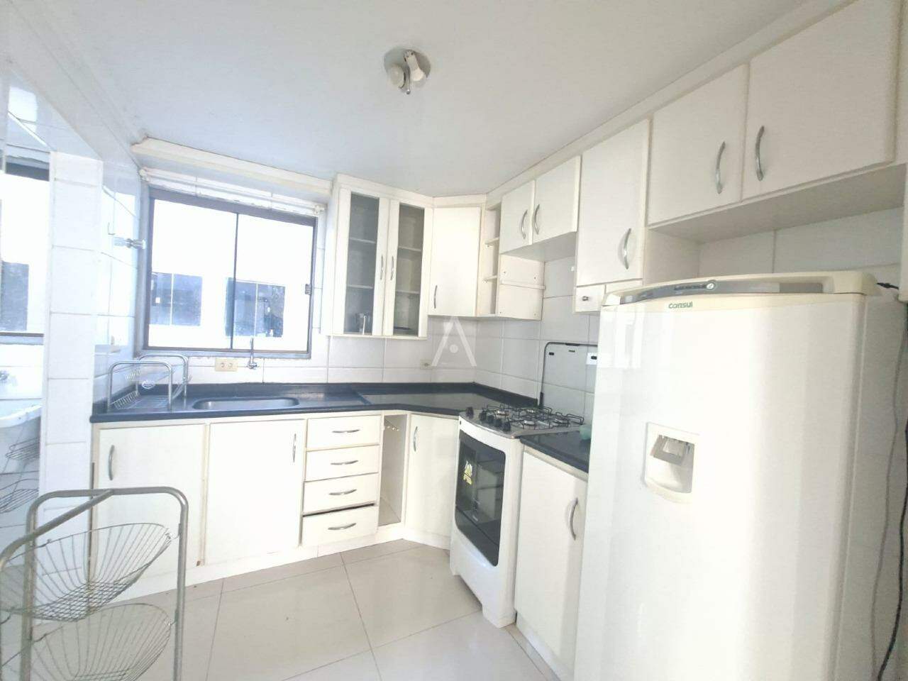 Apartamento para para aluguel no Bairro CENTRO em CASCAVEL: 