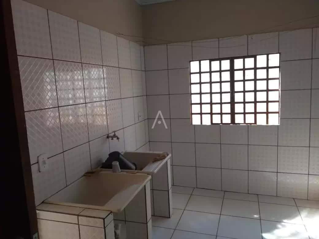 Casa Residencial para à venda no Bairro Jardim Europa/América em TOLEDO: