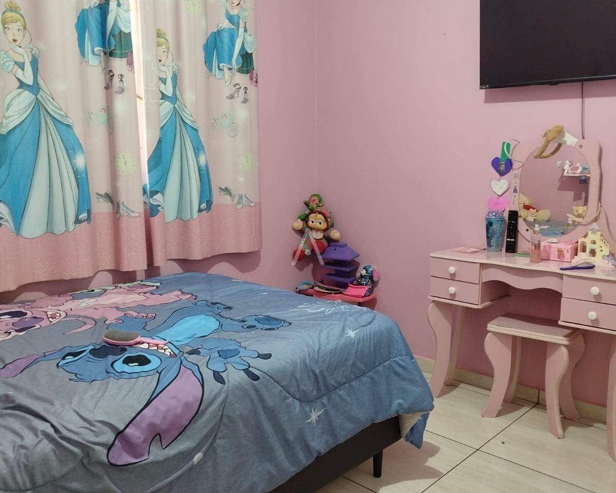 Casa Residencial para à venda no Bairro PINHEIRINHO em TOLEDO: