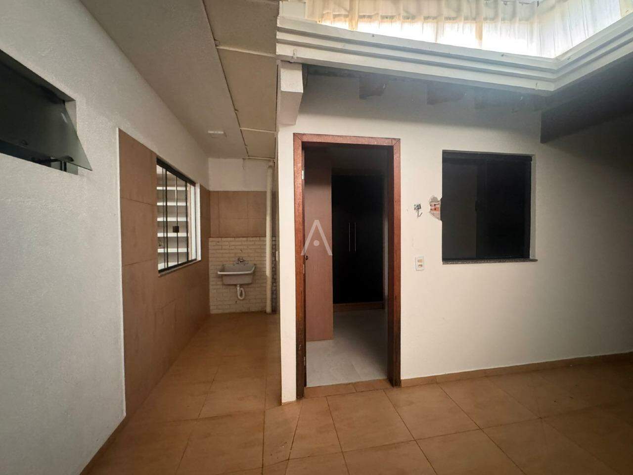 Casa Residencial para para aluguel no Bairro PARQUE VERDE em CASCAVEL: 