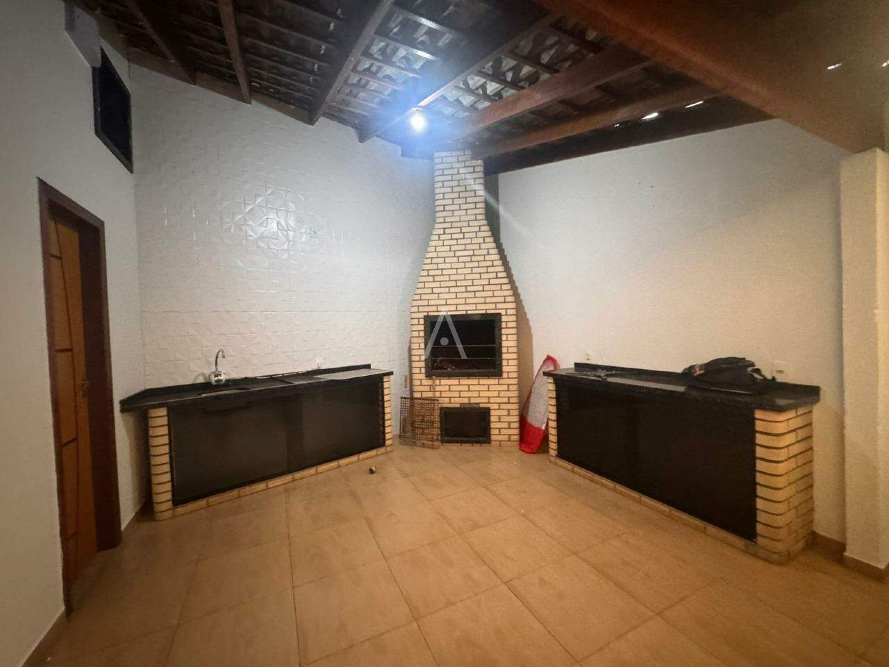 Casa Residencial para para aluguel no Bairro PARQUE VERDE em CASCAVEL: 