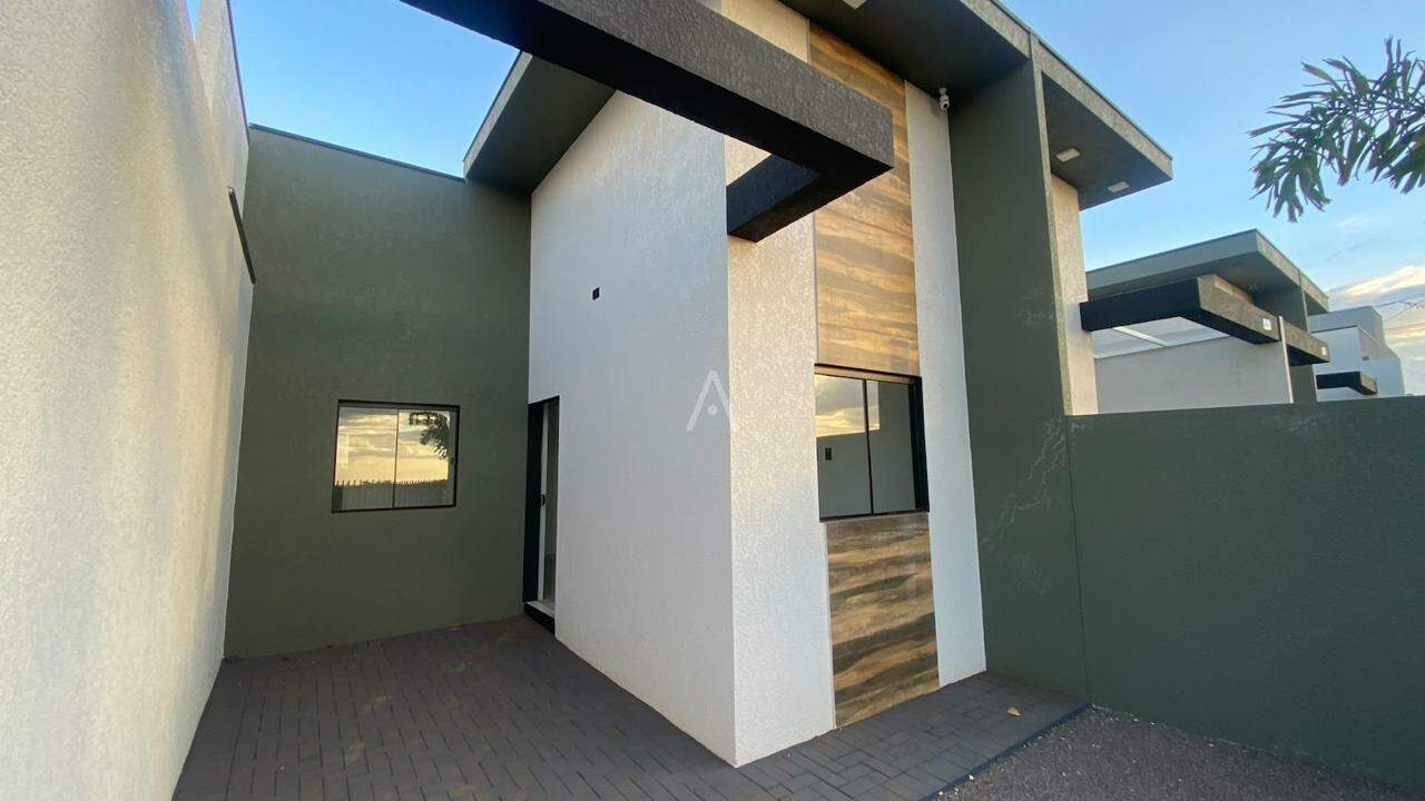 Casa Residencial para à venda no Bairro PINHEIRINHO em TOLEDO: 