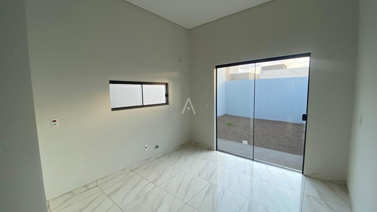 Casa Residencial para à venda no Bairro PINHEIRINHO em TOLEDO: 