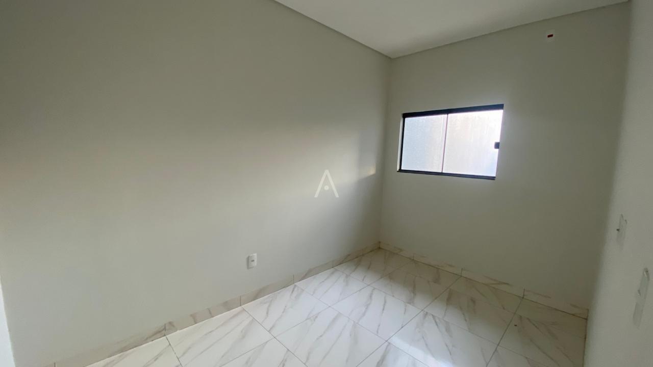 Casa Residencial para à venda no Bairro PINHEIRINHO em TOLEDO: 