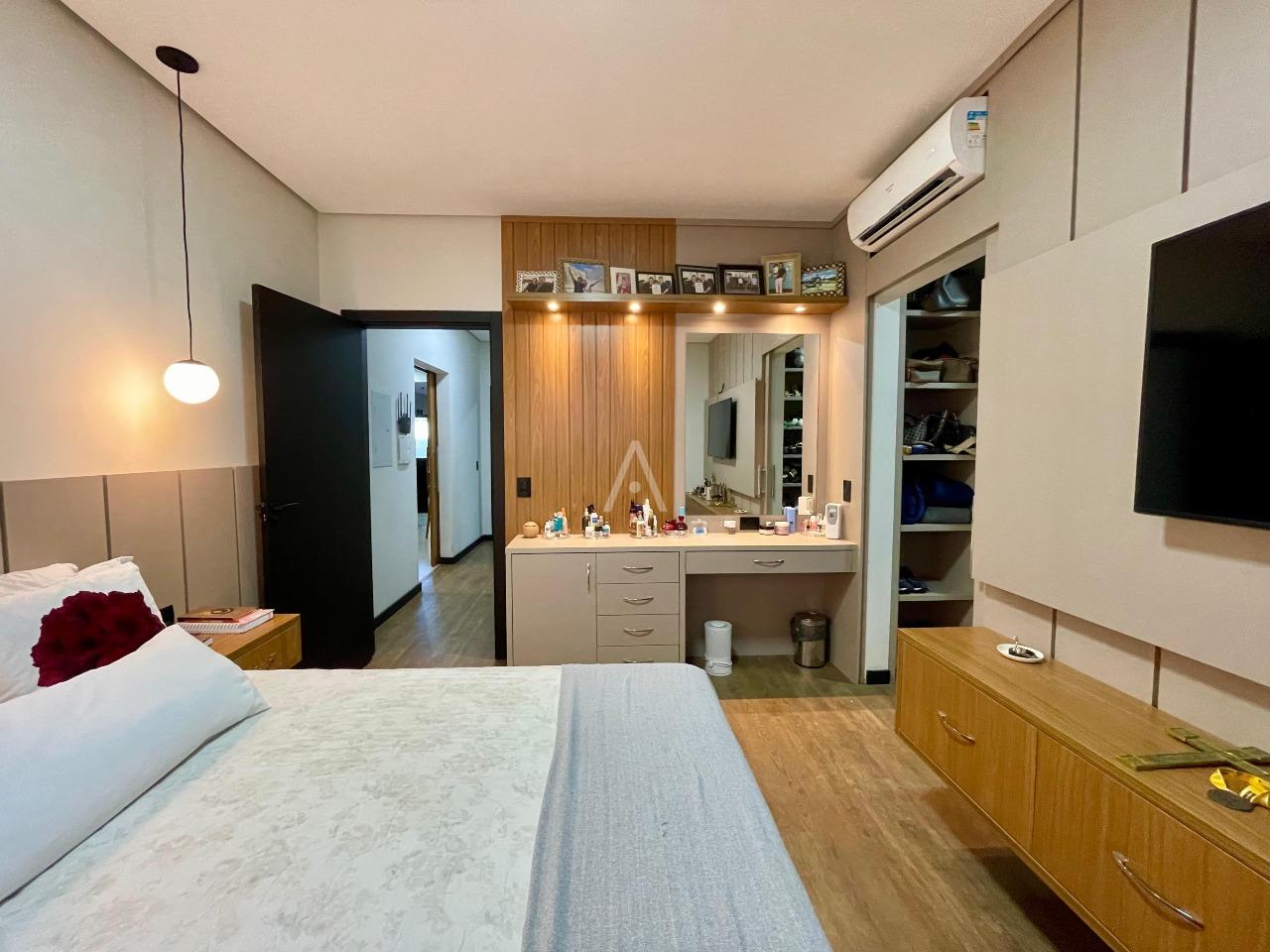 Casas e Sobrados em Condomínio para à venda no Bairro Paysage Unique Condomínio em UMUARAMA: 